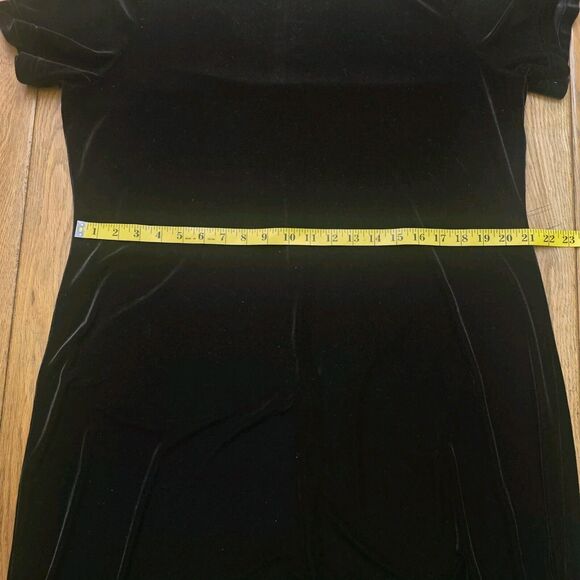 Susan Graver Style Women's L Black Velvet Short Sleeve Mockneck Midi Dress - Picture 14 of 15